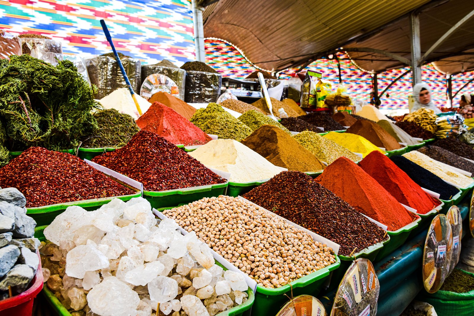 Aromatic spices and ingredients for a Zanzibar spice experience